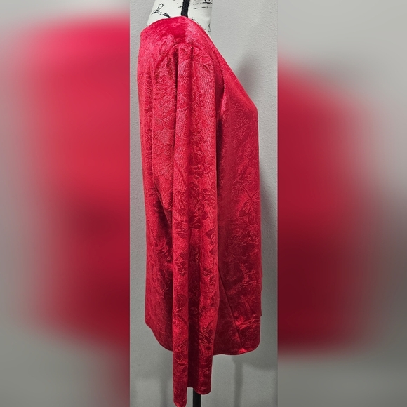 Lane Bryant Women's 22/24 Velvet Red Floral Long Sleeve V Neck Blouse Romantic - Picture 6 of 11